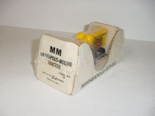 1/24 Vintage Minneapolis Moline M - 602 Tractor W/Bubble Box (1963) 2