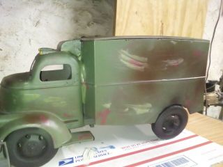 Jeepers Creepers Truck 1:14 w/Interior 3