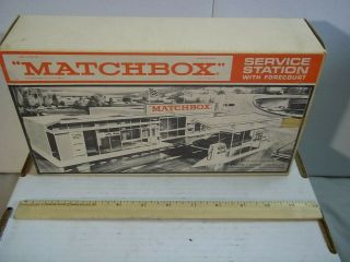 Early Vintage Lesney Matchbox Service Station Mg - 1 Box - Gas Station Bp