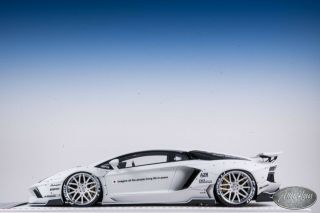 1/18 Davis & Giovanni Liberty Walk Lb Lamborghini Aventador White Carbon
