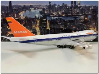 1/400 Aeroclassics Viasa Boeing B 747 - 273C N749WA 4