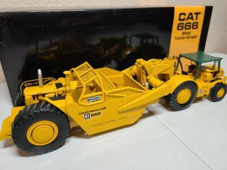 Caterpillar Cat 666 Wheel Tractor - Scraper - McCoy - CCM 1:48 Scale Model 6