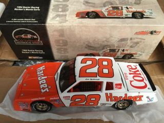 1984 Cale Yarborough 28 Hardees Monte Carlo Xtreme 1:24 Action Nascar