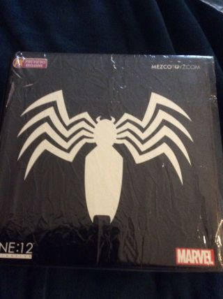 Mezco Black Suit Spider - Man One:12 Collective Figure Marvel Previews Exclusive