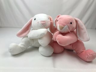 Ty Pillow Pals Bunny Rabbit 14 " Pink Carrots White Clover Beanie Laying Down