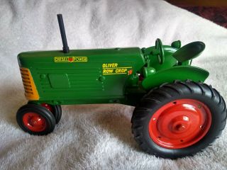 Vintage 1952 Slik 1/16 Oliver Row Crop 77 Toy Tractor