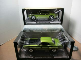 1/18 Highway 61 1971 Dodge Challenger & Ford Mustang Dano1008 Only