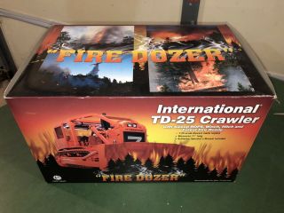 International Ih Td - 25 Rops Fire Breaker - First Gear 1:25 Scale Dozer Crawler