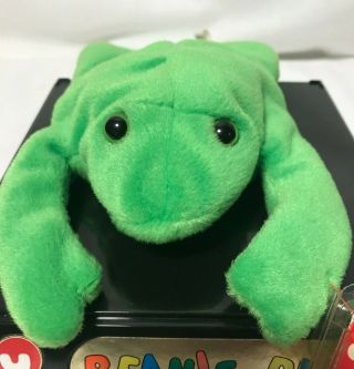 Legs The Frog Ty Beanie Baby,  Gen 4,  Pvc,  Retired,  W/ Heart Tag Cover