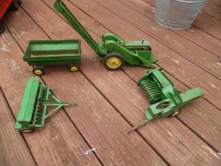 5 Piece John Deere Toy Farm Set Corn Picker Drill Bailer Tractor Wagon
