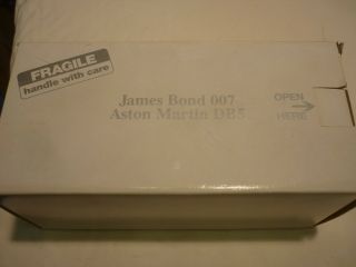 A Danbury Scale Model Of James Bond Aston Martin Db5,  Boxed / Paperwork