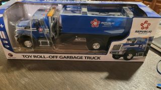 First Gear Republic Services Roll Off Garbage Truck Mack 1:34 Scale Diecast