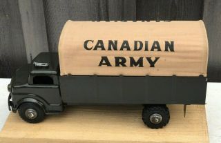 Canadian Army Truck 1950s Marx Lumar Canada - Pressed Steel Tin Lincoln Rcaf