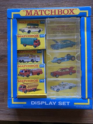 Lesney Matchbox Display Set With 5 Vehicles In Boxes (very)