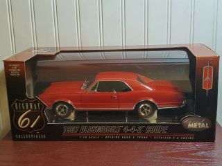 Highway 61 1967 Olds 4 - 4 - 2 Coupe 1:18 Scale Diecast Oldsmobile Car 50106 Red/blk
