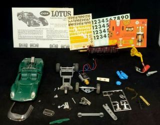 1965 Lotus 40 1/24 Vintage Cox Slot Car Kit