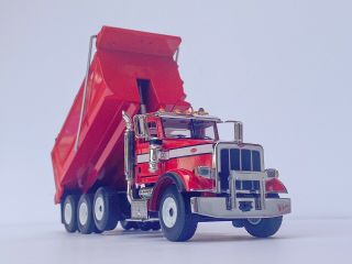 1:50 First Gear Peterbilt 367 Red Dump Truck Tri Axle Custom