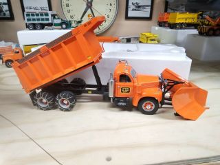 FIRST GEAR 1/25 1960 MACK B - 61 STATE HIGHWAY DUMP TRUCK WITH PLOW MIB 4