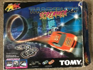 Tomy Aurora Afx Thunderloop Screamer Ho Scale Slot Car Set