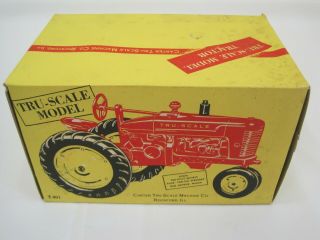 Vintage Carter Tru - Scale Model  M  Tractor W/box  1/16 Scale