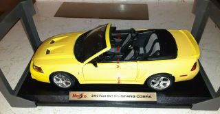 2003 Maisto Ford Mustang Svt Cobra Special Edition 1:18 Zinc Yellow Convertible