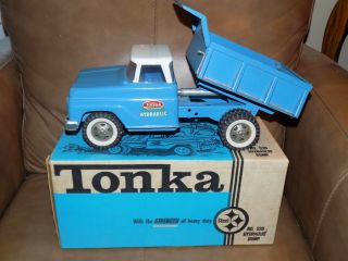 Tonka Blue Hydraulic Dump Truck No.  520