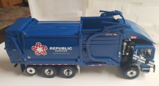Republic Services Garbage Truck Mack Terrapro Die Cast First Gear