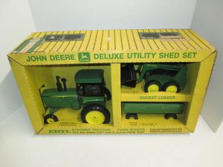 Vintage Ertl John Deere Deluxe Utility Set 502 In Set Box 1980