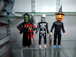 Neca Halloween Iii: Season Of The Witch - 8 " Clothed Figure 3 - Pack