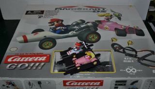 Mariokart Slot Car Set,  Mario & Princess Peach,  Carrera Go 1:43 62206