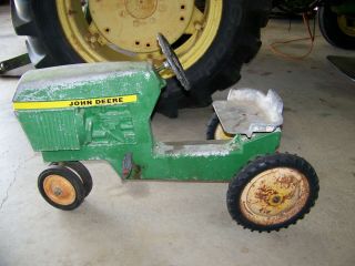 John Deere Toy Pedal Tractor Model 520 - 4430