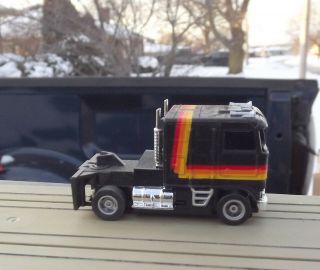Tyco Us1 Electric Trucking Kenworth Cabover Truck Black 3909 Slot Car