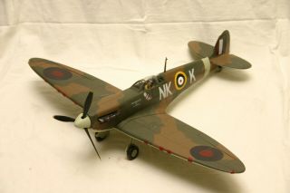 1:18 Scale 1940 British Spitfire By 21st Century Toys