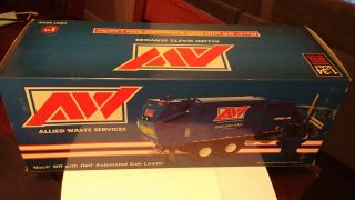 First Gear " Allied Waste Services " Mack Mr W/heil Automated Side Loader 1:34.
