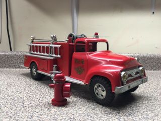 1956 Tonka Suburban Pumper Fire Truck T.  F.  D No.  0950 - 6 With Hydrant