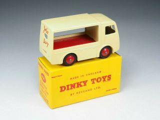 Dinky Toys - 30V / 491 - Electric Dairy Van édition promotionnelle 