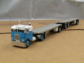 Dcp Custom Blue/white Freightliner Coe W/custom Hay Double Pup Trailers 1/64