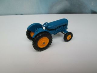 Matchbox/ Lesney 72a Fordson Tractor Blue - YELLOW Hubs / Black Tyres - Boxed 4