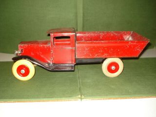 1935 Wyandotte Electric Dump Truck,  Pressed Steel.  16 Inches,  Paint