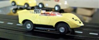 Aurora Model Motoring Tjet Vintage Ho 1377 Chaparral Yellow 5 W/chassis