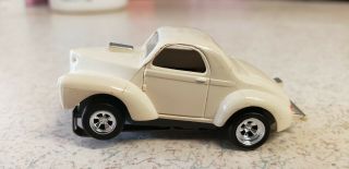 Vintage Aurora White Willys / T Jet Ho Slot Car