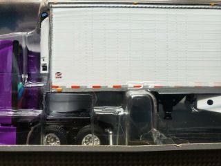 1/64 DCP Prime Inc Freightliner Cascadia W/ Reefer 2