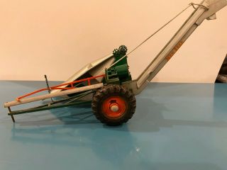 Idea 1 - Row Corn Picker By Topping Models 1/16 Scale