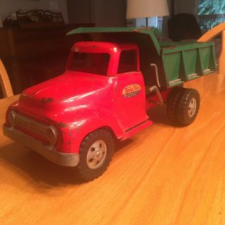 1950’s Tonka Toys Mound Metalcraft Red Green Dump Truck