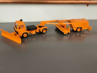 Conrad 1:50 Mercedes Snow Plow Truck And Schorling Snow Sweeper P17