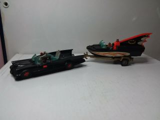 Corgi Toys Gift Set 3 Batmobil Et Batboat Et Remorque 1ére Version Bon Etat