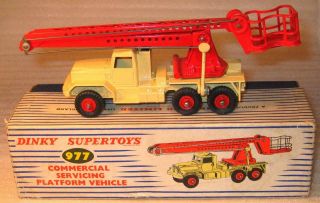 Dinky Toys No 977 Servicing Platform Vehicle.  1960 - 64 Boxed