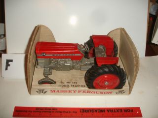 1/16 Massey Ferguson 175 Toy Tractor