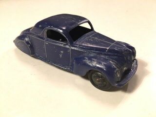 Pre War Dinky 39c Lincoln Zephyr.  Dark Blue,  Gold Lacquered Baseplate.