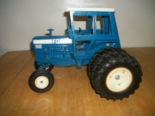 1/12th scale Ertl Ford 9600 Tractor 2